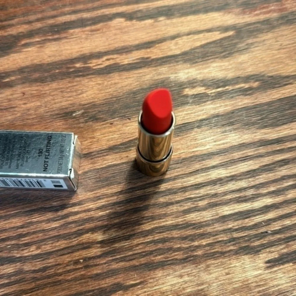 L'Absolu Rouge Intimatte Lipstick - 130 Not Flirting